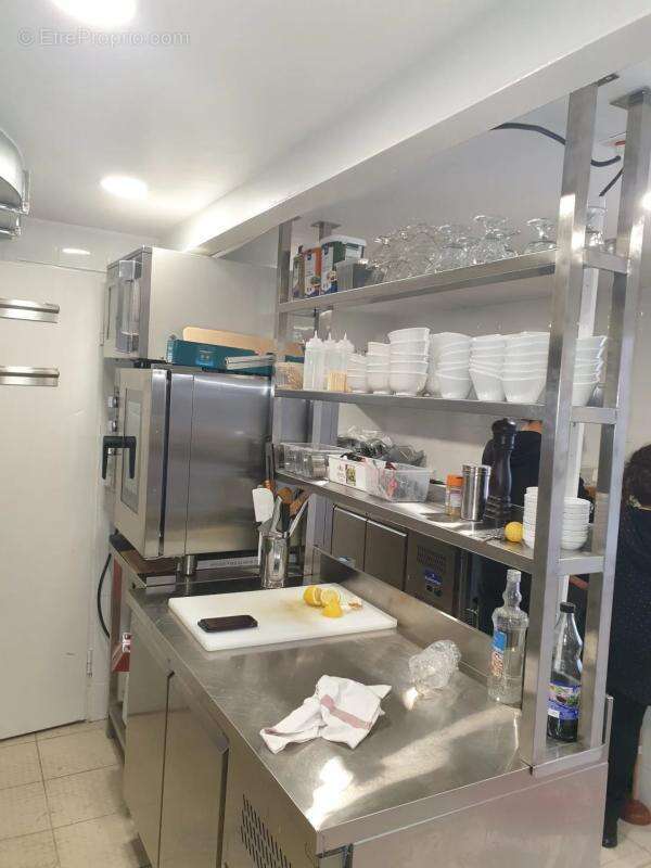 Commerce à ETREPILLY