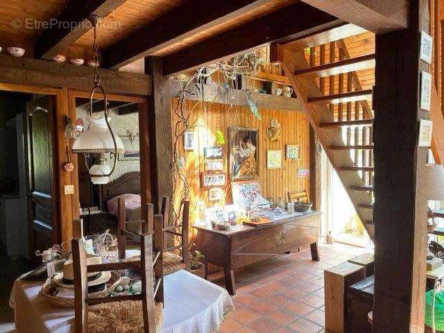 Maison à SAINT-CARADEC-TREGOMEL