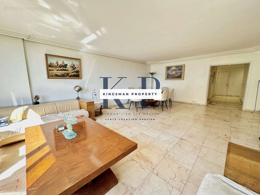 Appartement à PARIS-20E