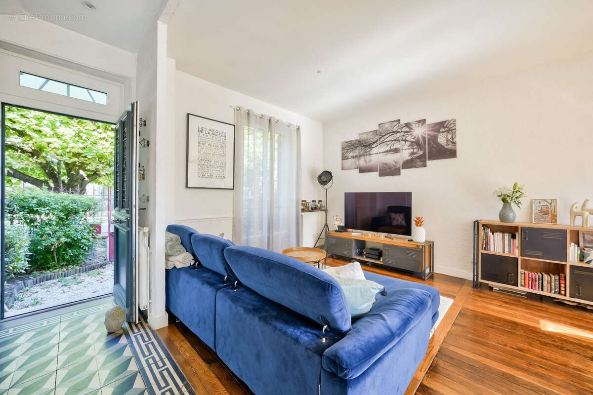 Maison à SAVIGNY-SUR-ORGE