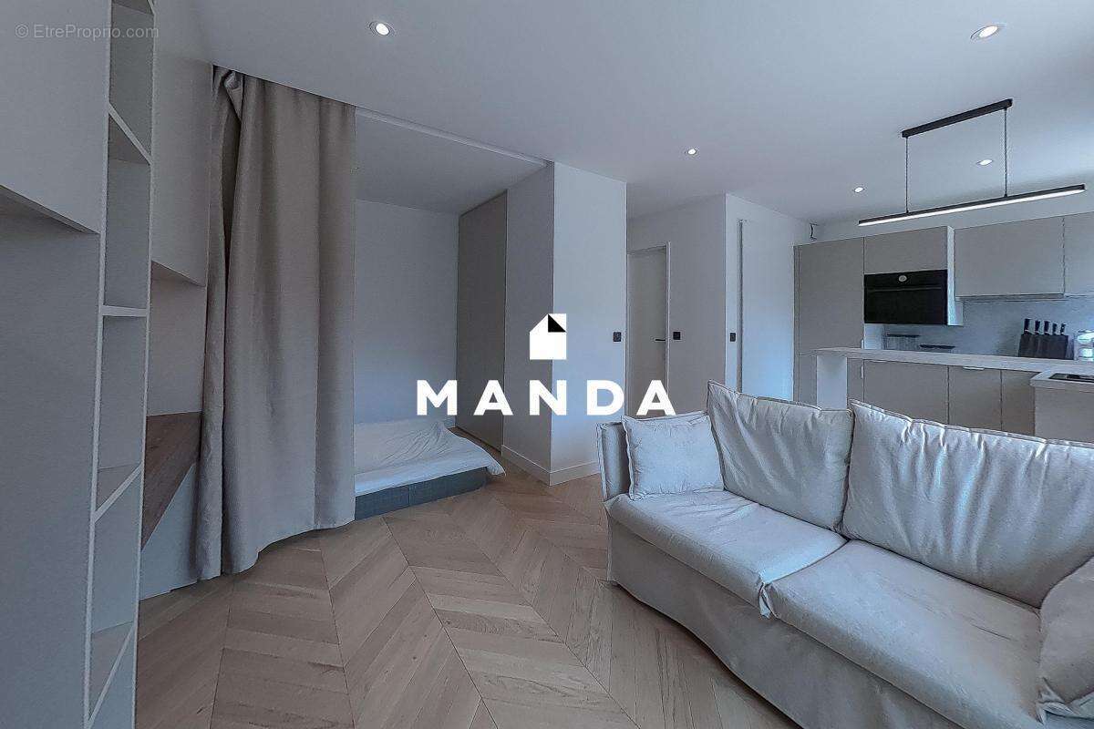 Appartement à NANTERRE