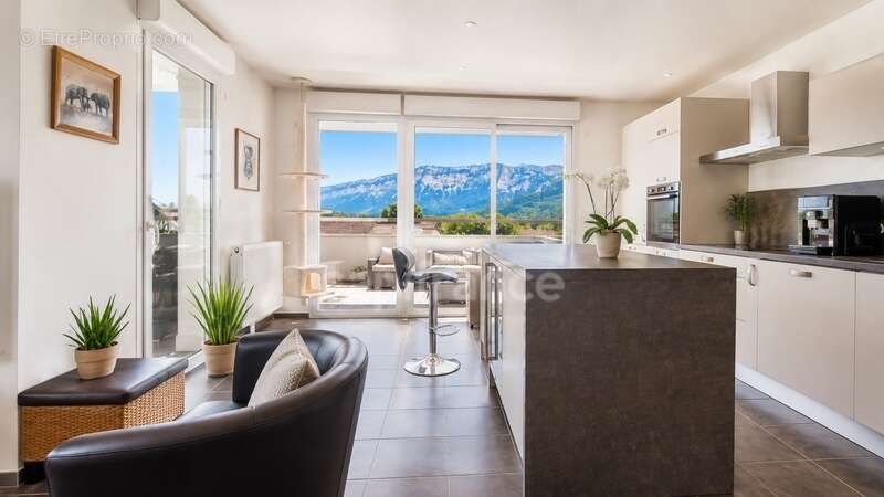 Appartement à SAINT-GENIS-POUILLY