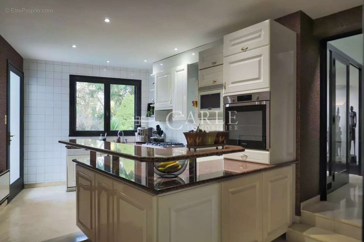 Maison à DECINES-CHARPIEU