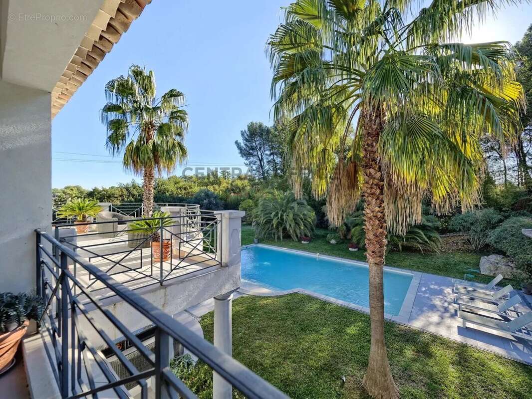 Maison à MOUGINS