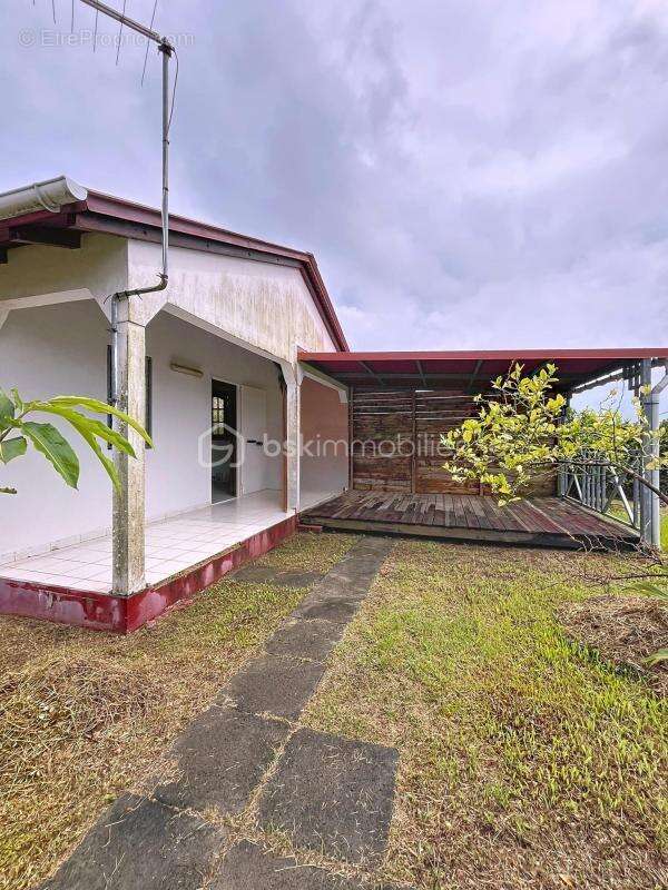 Maison à PETIT-BOURG