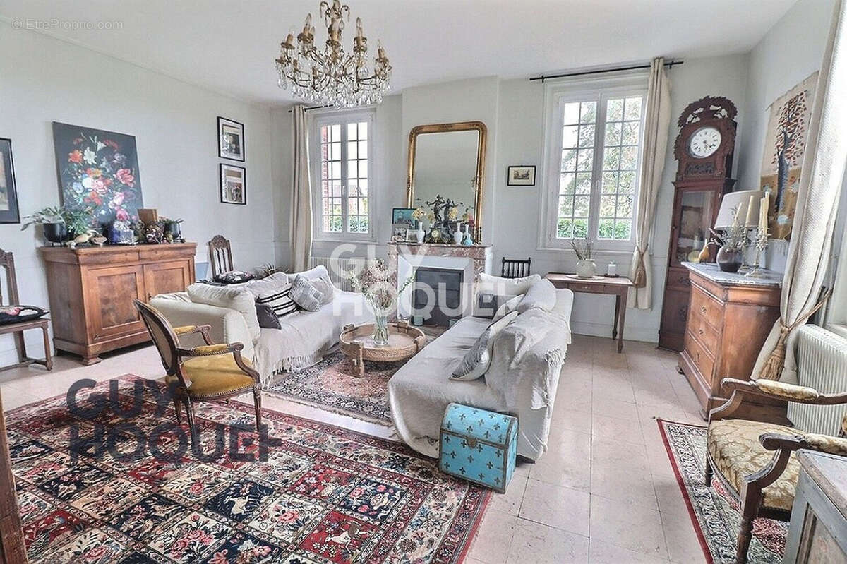 Maison à BERNAY