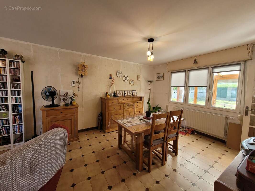Maison 80 m² à Avesnelles  - photo 4