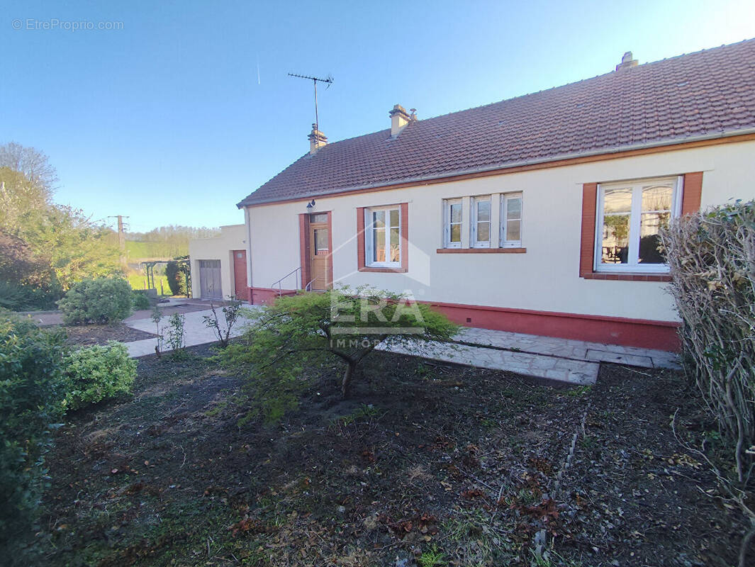 Maison à BERD'HUIS