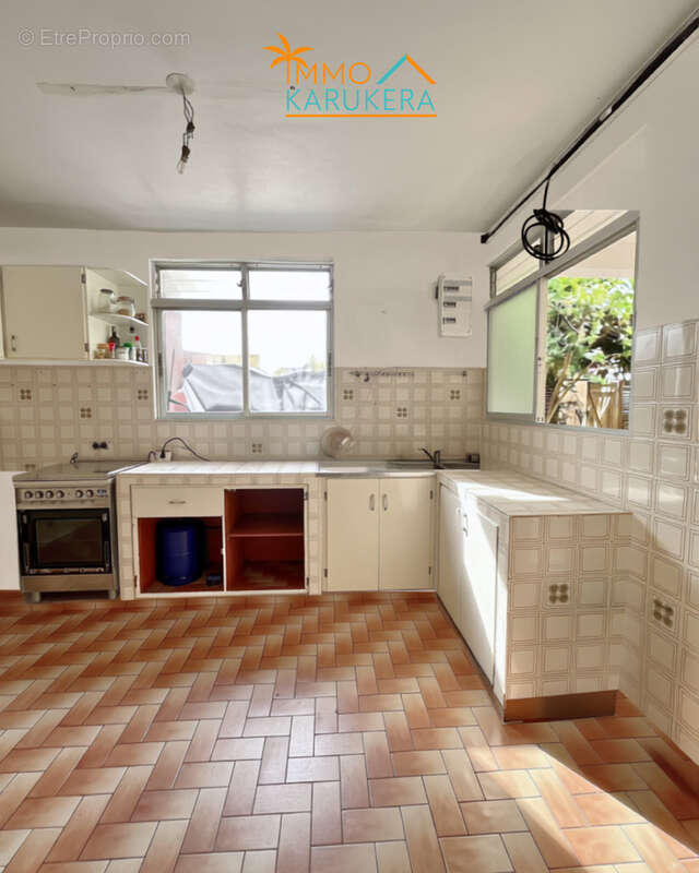 Maison familiale rénovée avec T2 indépendant loué, au cœur du bourg - photo 4