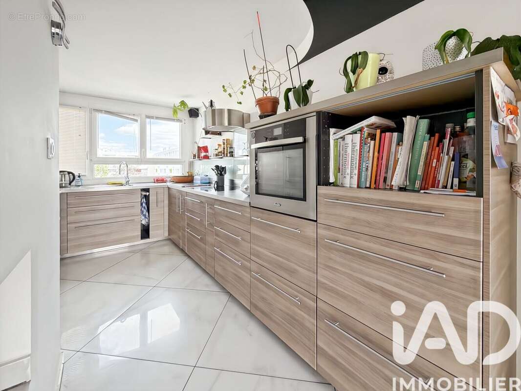 Photo 8 - Appartement à LAVAL