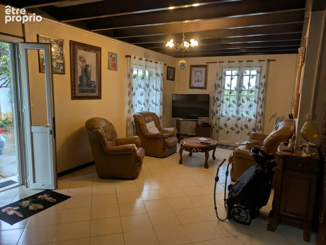 Belle maison familiale avec dépendance et jardin arboré - photo 6