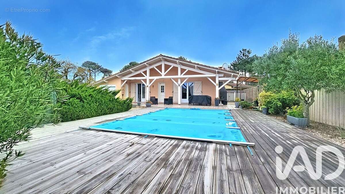 Photo 2 - Maison à ARES