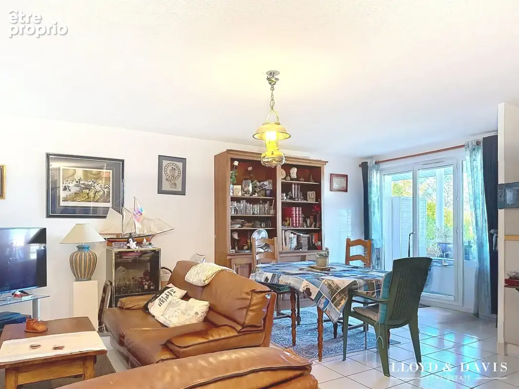 Appartement 4 pièces 85 m² à vendre à Royan (17200) - photo 3