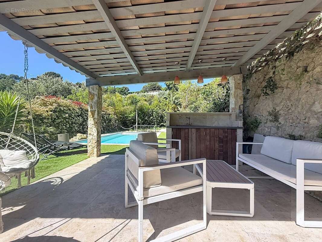 Maison 174 m² à Mougins  - photo 19