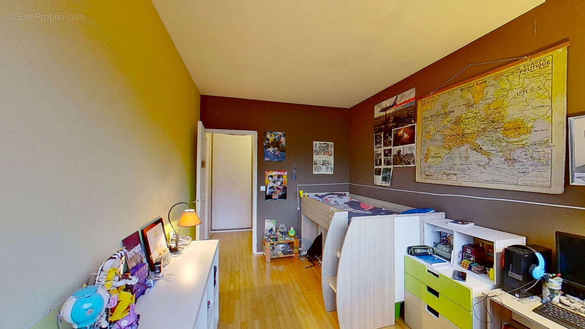 Appartement à LYON-8E