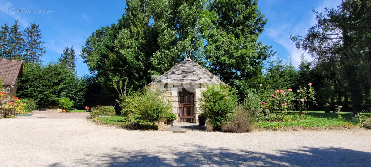 Maison à CHAOURCE
