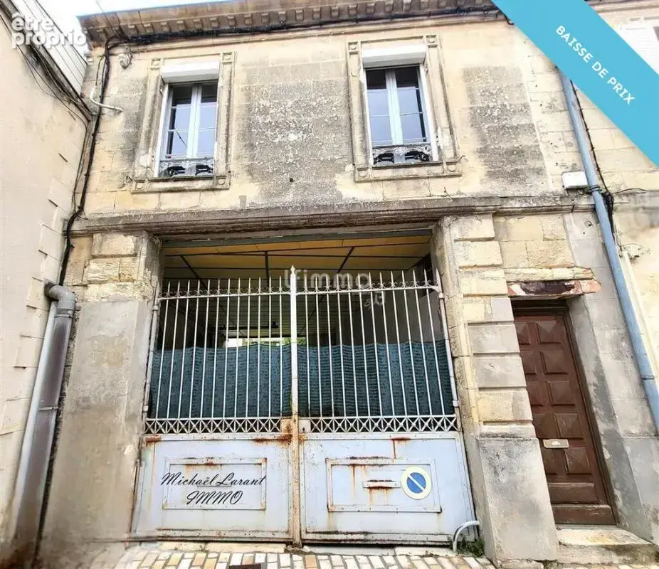 Local commercial loué + appartement + terrain - photo 9