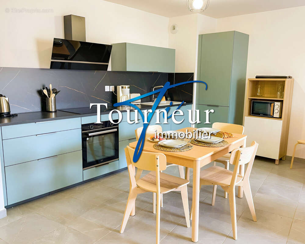 Appartement à SANARY-SUR-MER