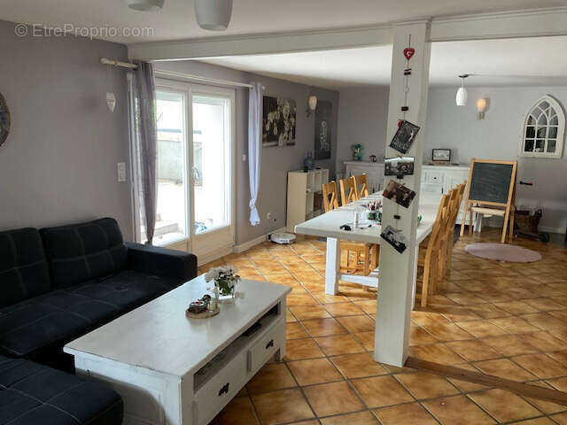 Maison à CONTREXEVILLE