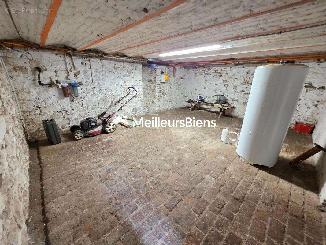 Maison individuelle de 161 m² à Maubeuge avec 4 chambres, garage et jardin 693 m² - photo 21