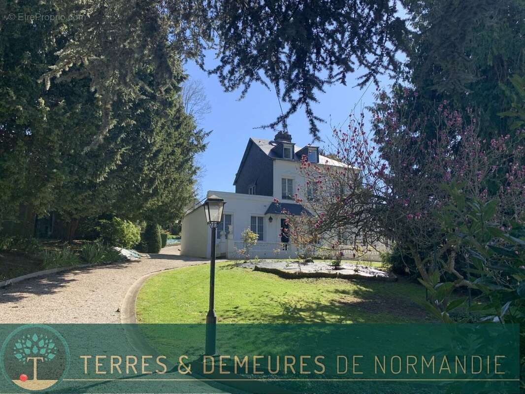 Maison à LISIEUX