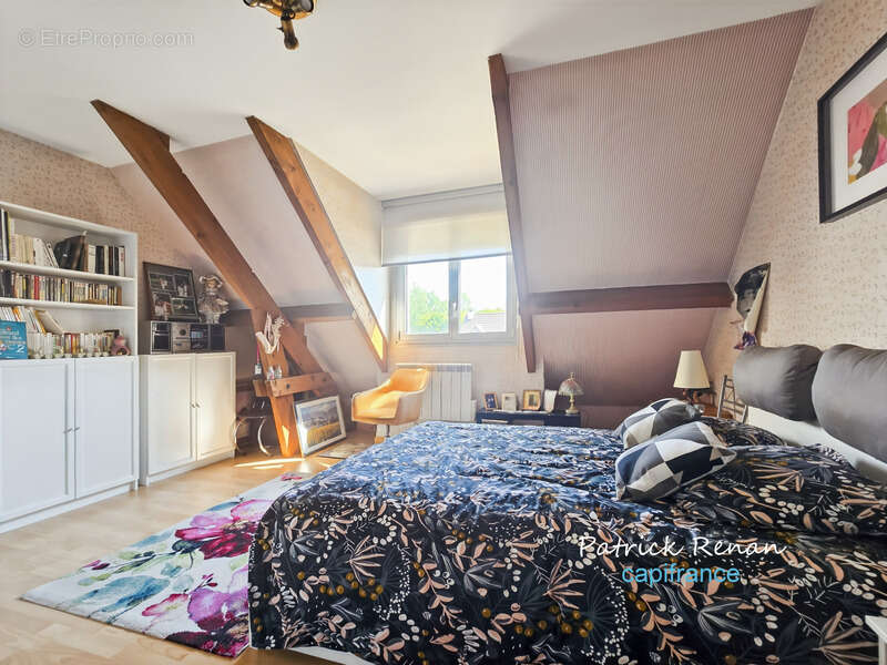 Maison à BOIS-D'ARCY
