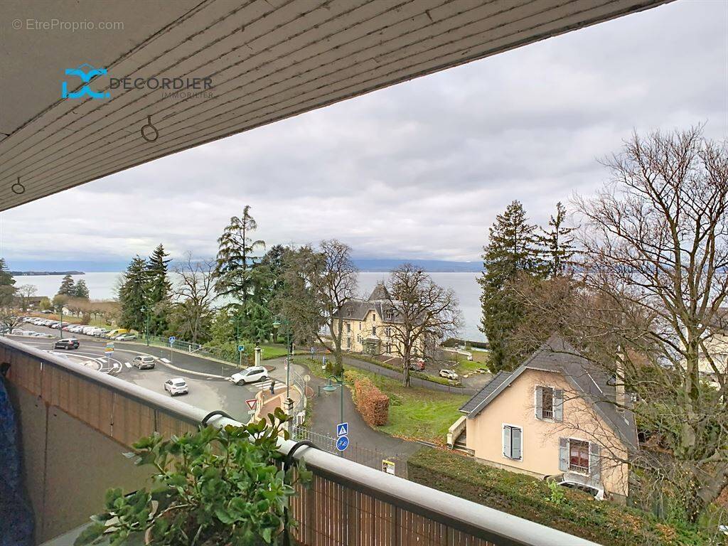 Appartement à EVIAN-LES-BAINS