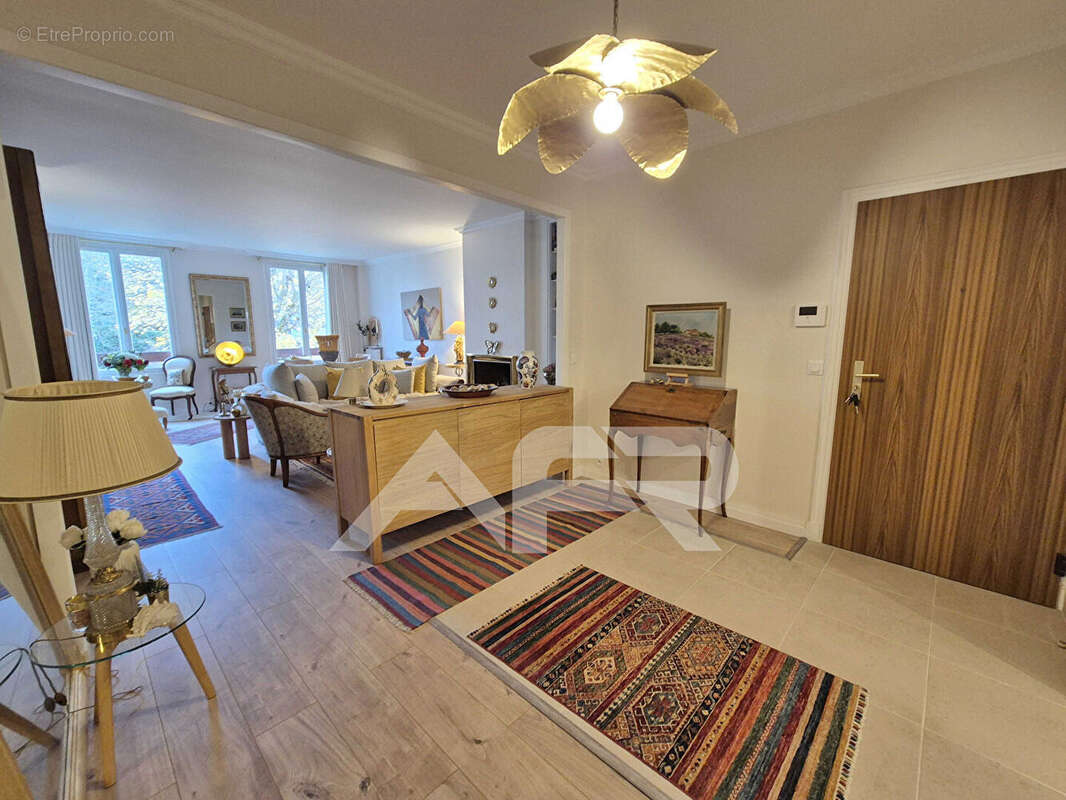 Appartement à LOUVECIENNES