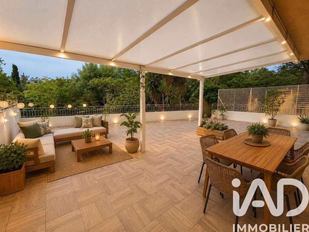 Photo 2 - Appartement à MARSEILLE-12E