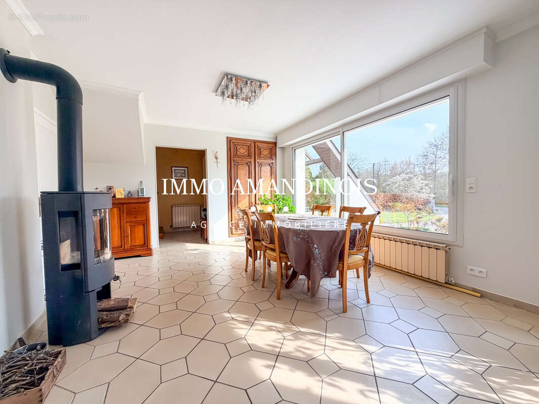 Maison à SAINT-AMAND-LES-EAUX