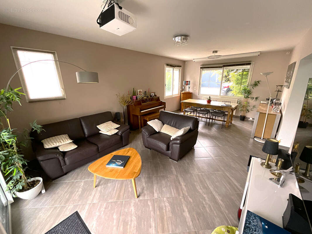 Andrésy * exclusivité * secteur calme et résidentiel * maison individuelle * dpe en d * - photo 12