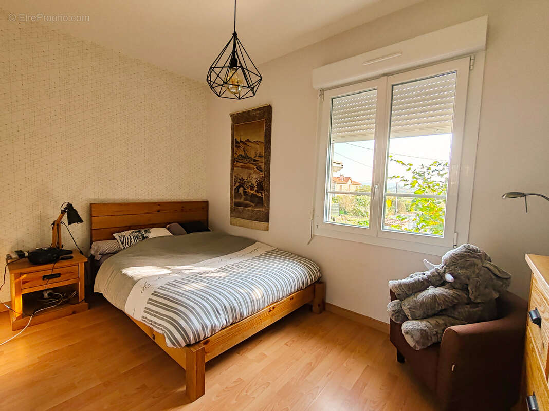 Maison à COLAYRAC-SAINT-CIRQ