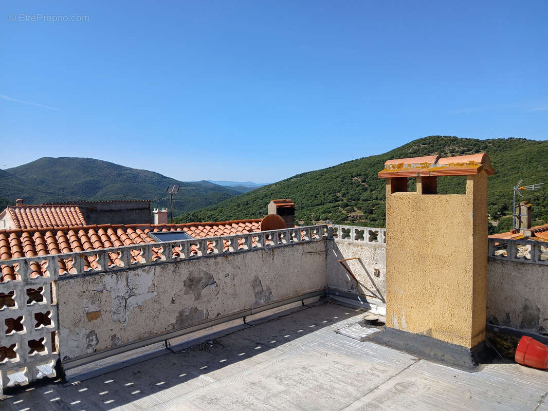 maison en pierres OMS village - photo 18