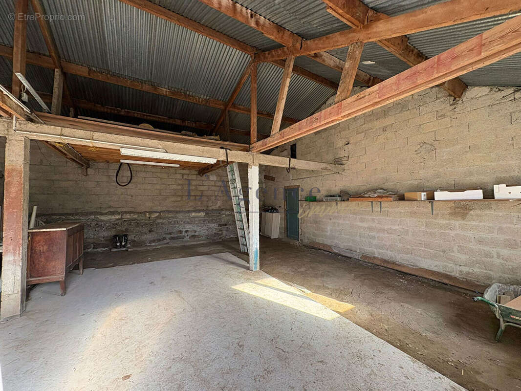 Maison à SAINT-LEU-D'ESSERENT