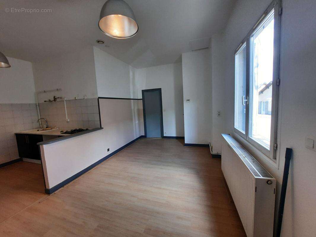 Maison Tulle 4 pièce(s) 135 m2 + appartement  T2 42 m² - photo 12