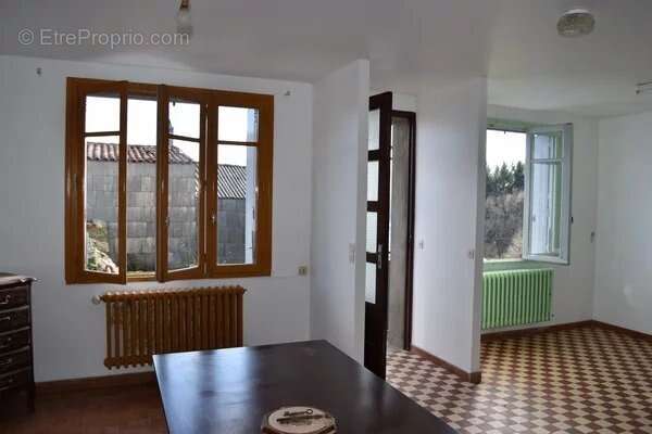 Maison à SAINT-PONS-DE-THOMIERES