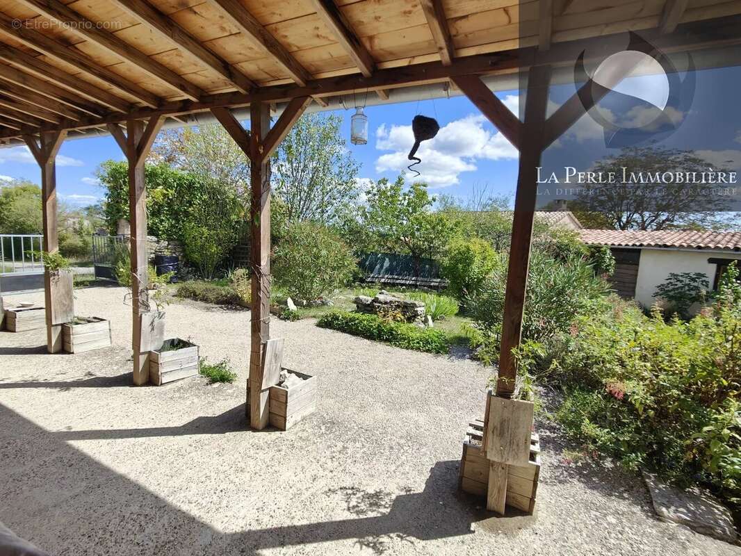 Maison 155 m² à Caussade  - photo 3