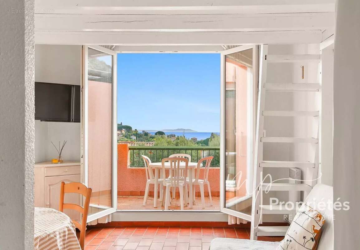 Appartement à LE LAVANDOU