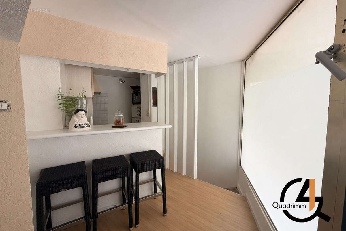 Spécial investisseur à La Grande Motte local + appartement T2 - photo 3