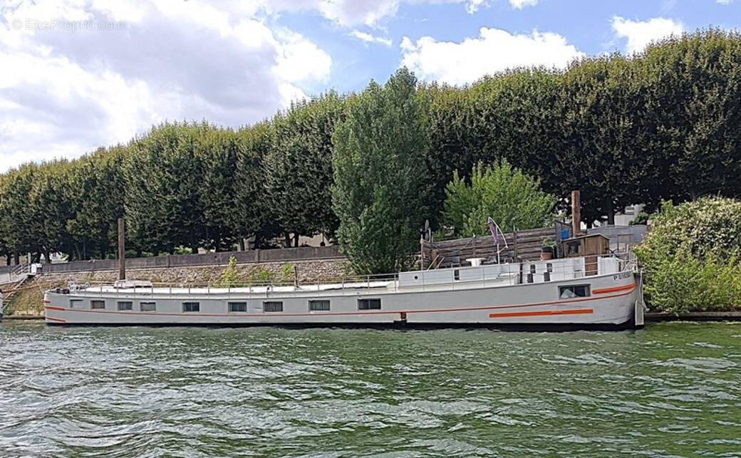 Maison à VILLENEUVE-LA-GARENNE