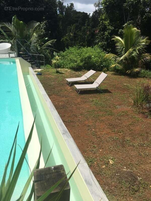 Maison à PETIT-BOURG