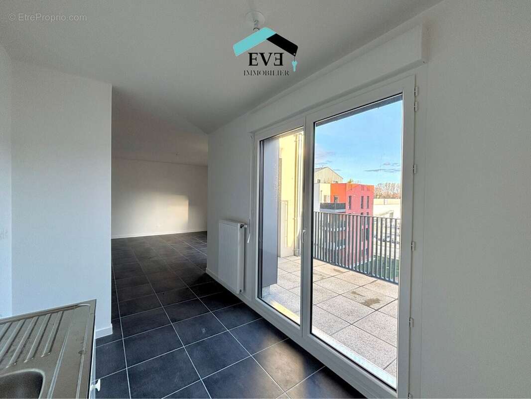 Appartement à PONT-DE-CHERUY