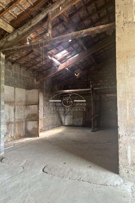 Maison à SAINT-MARTIN-DE-CRAU