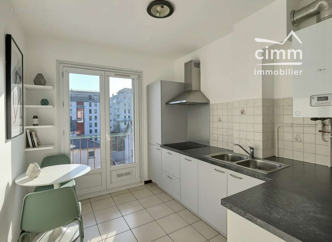 Appartement 62 m² à Grenoble  - photo 3