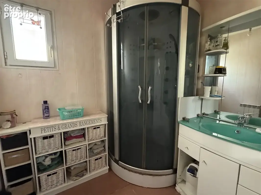 Venez découvrir chez CAZIN IMMOBILIER ce pavillon à vendre. Cette construction de qualité vous offre une entré - photo 6