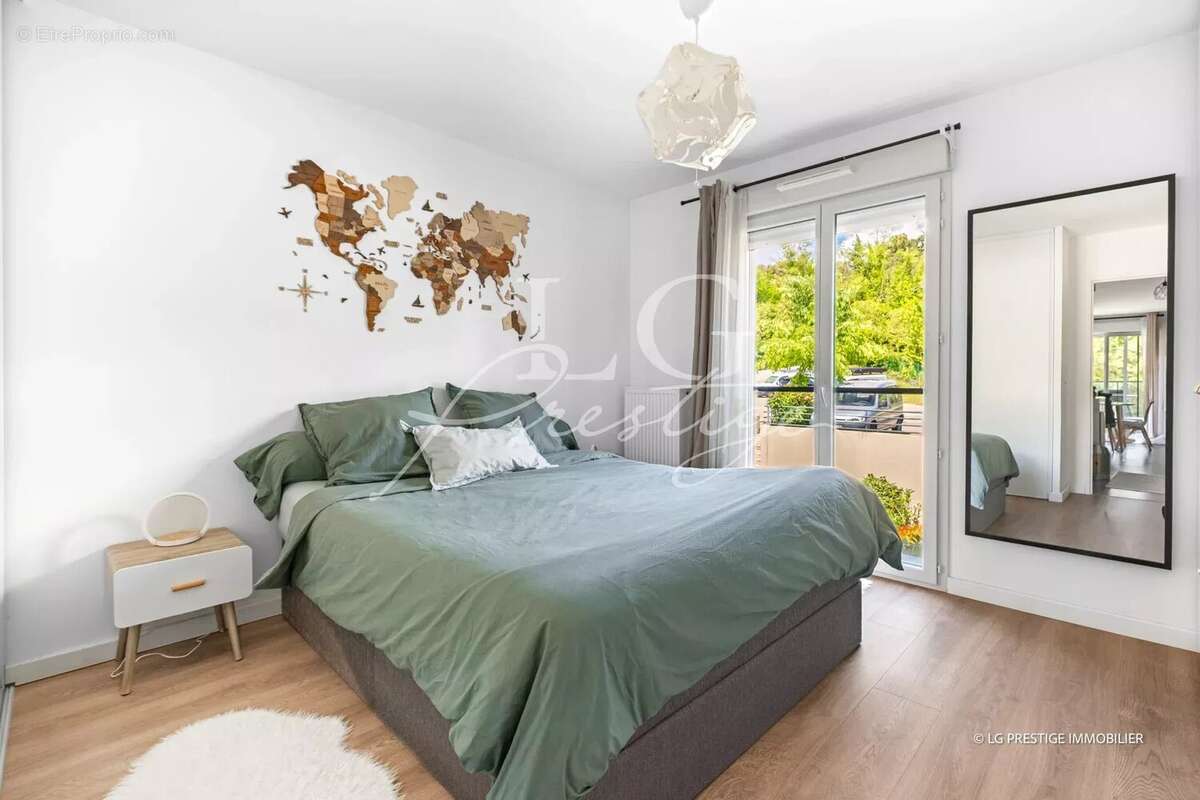 Appartement à AURIBEAU-SUR-SIAGNE