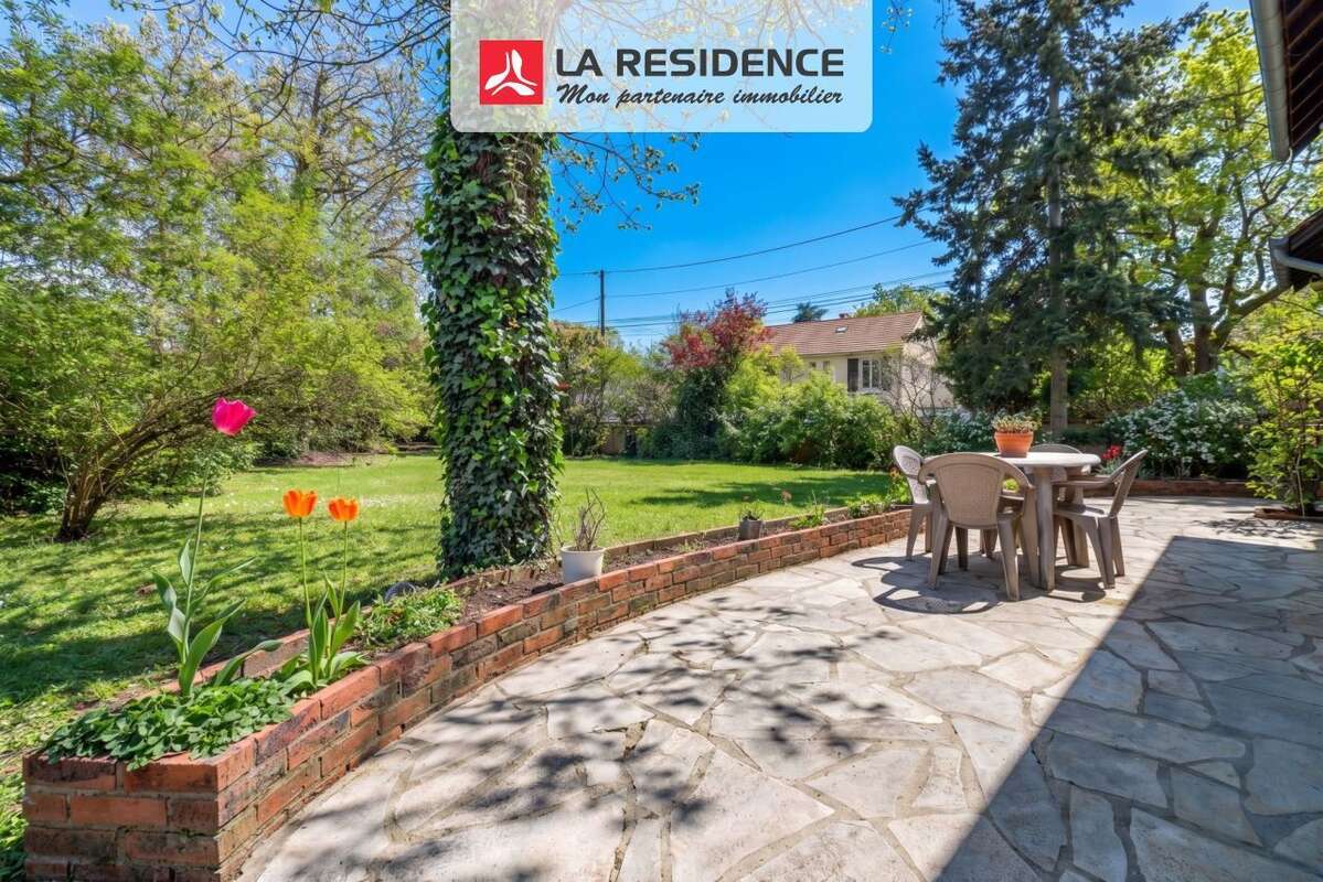 Maison à VERNEUIL-SUR-SEINE