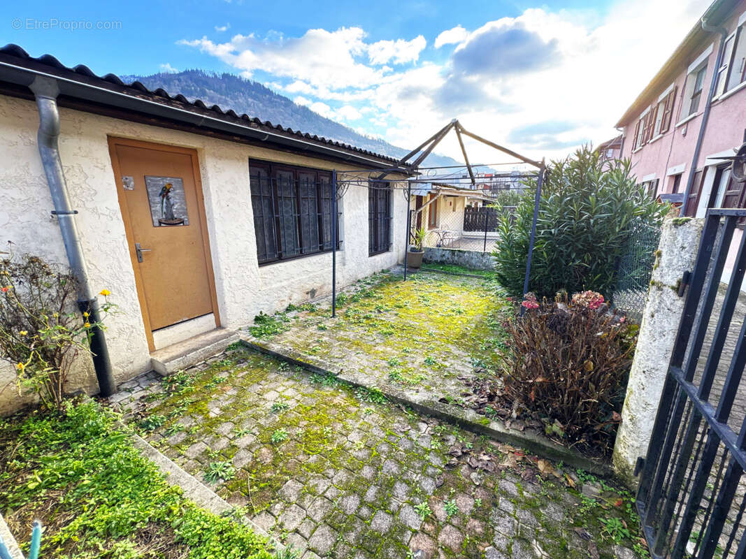 Appartement à VILLARD-BONNOT