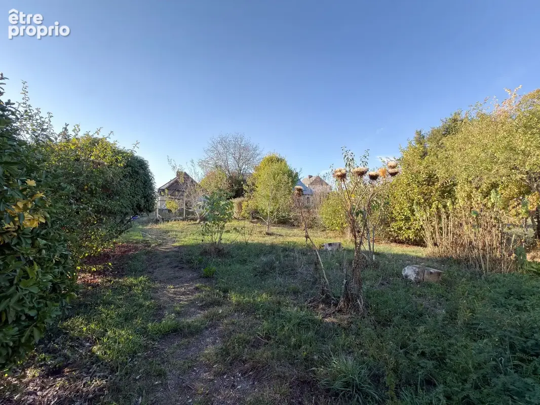 Maison de caractère avec jardin et dépendances - photo 18