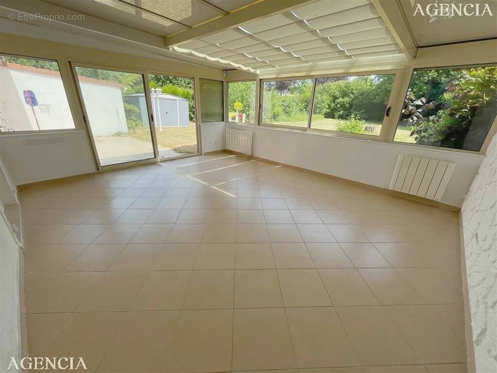 Maison à PONTAULT-COMBAULT